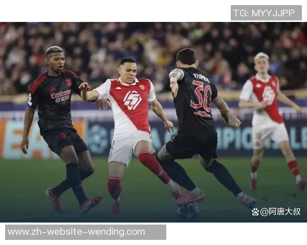 利物浦主场迎战本菲卡期待精彩对决两队争夺欧冠晋级名额